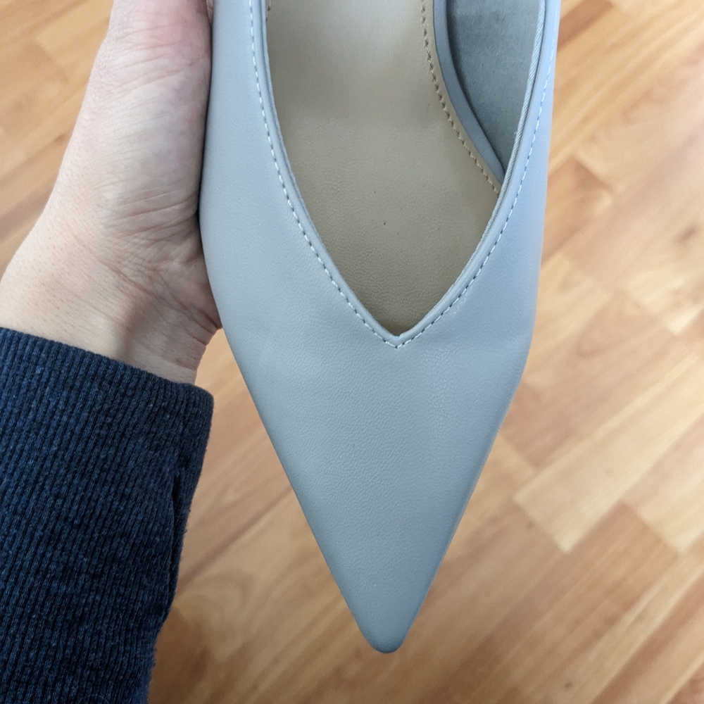 Pointed pumps - Picture 2 of 11
